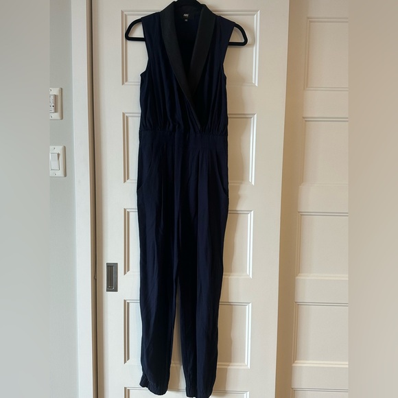 ABS jumpsuit - Picture 2 of 3